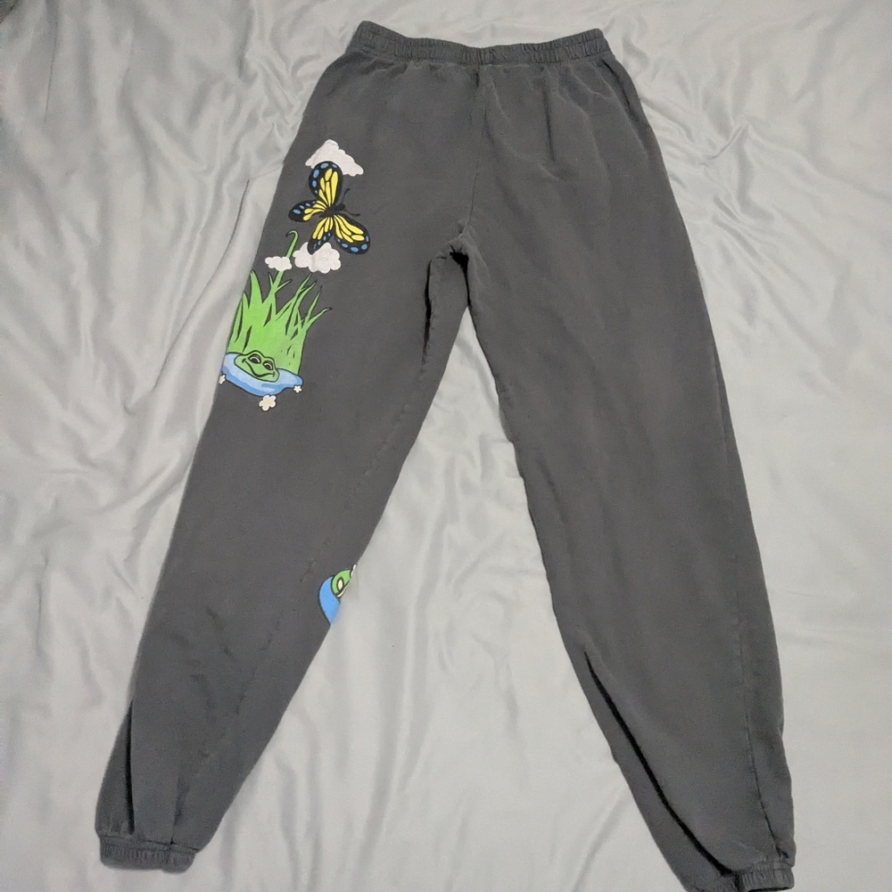 sweatpants - Picture 2 of 4